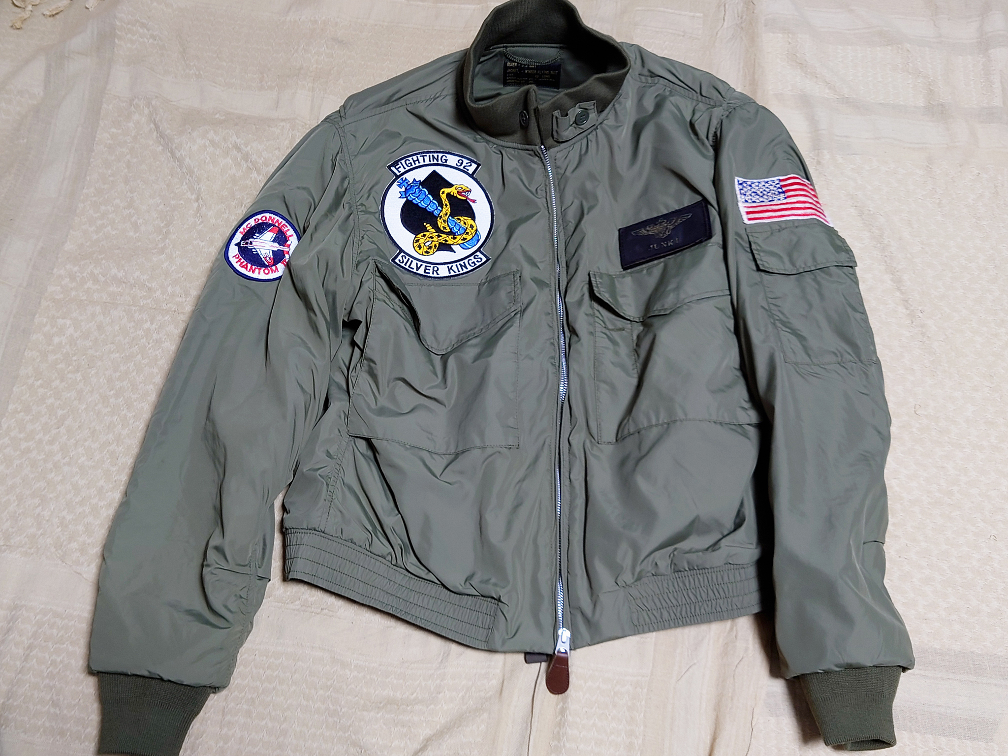 VF-162_001